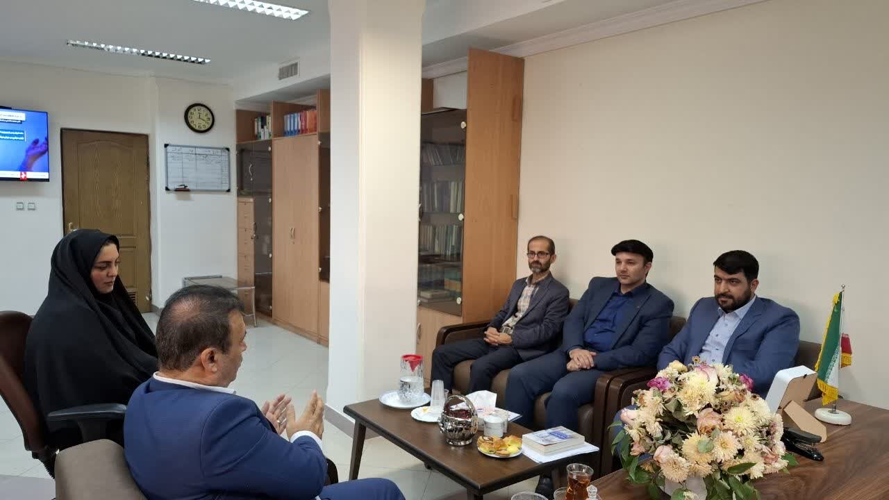 فتح اللهی: فضای فیزیکی کتابخانه ها باید در شأن مردم باشد فتح اللهی: فضای فیزیکی کتابخانه ها باید در شأن مردم باشد