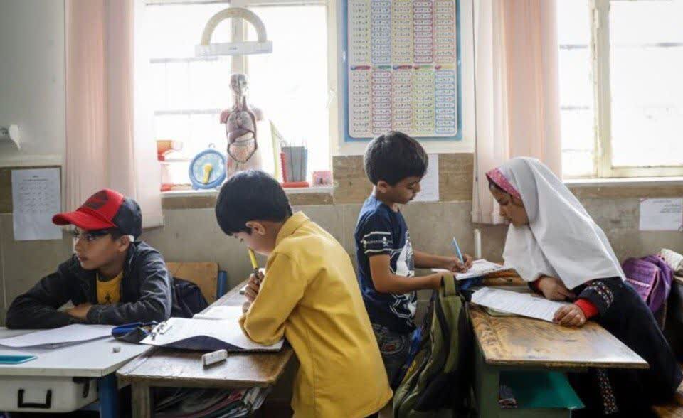 دادستان لاهیجان: هیچ کودکی نباید از تحصیل بازبماند دادستان لاهیجان: هیچ کودکی نباید از تحصیل بازبماند