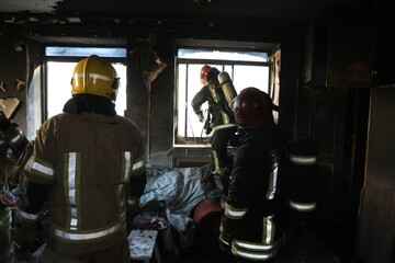 آتش‌سوزی ساختمان مسکونی در سمنان؛ ۷ نفر مصدوم شدند