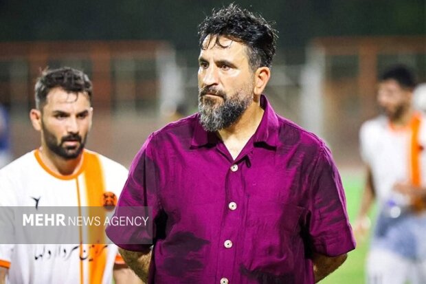 حقدوست: گویا مسئولان هرمزگان با بومی گرایی مشکل دارند