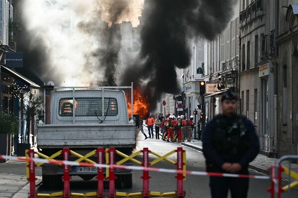 Explosion reported near French PM office in Paris