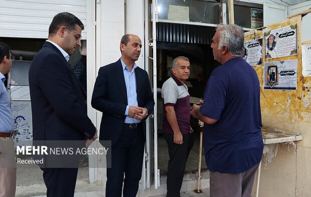 فرماندار دشتی: بهبود کیفیت و کمیت نان پیگیری شود