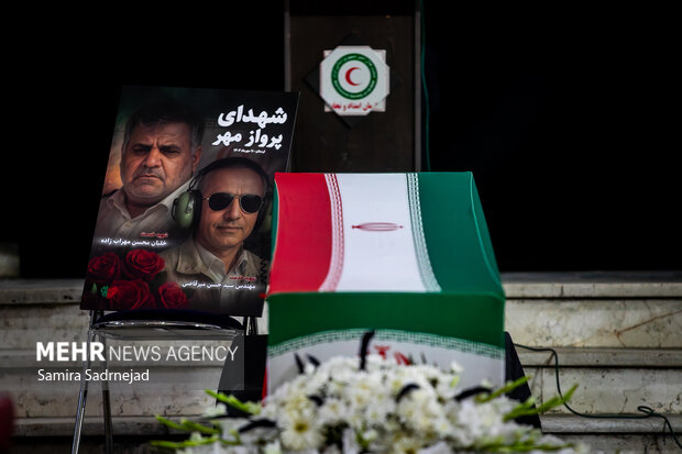 تشییع پیکر شهدای خلبان سانحه هوایی اشترانکوه 14