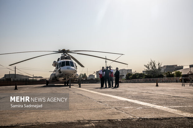 تشییع پیکر شهدای خلبان سانحه هوایی اشترانکوه 2