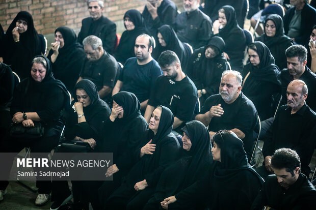 تشییع پیکر شهدای خلبان سانحه هوایی اشترانکوه 16