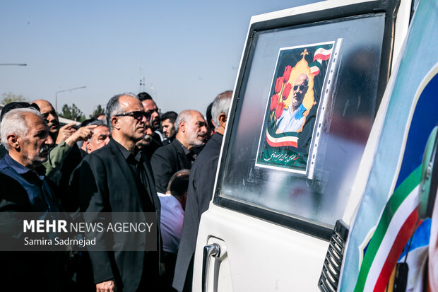 تشییع پیکر شهدای خلبان سانحه هوایی اشترانکوه 26