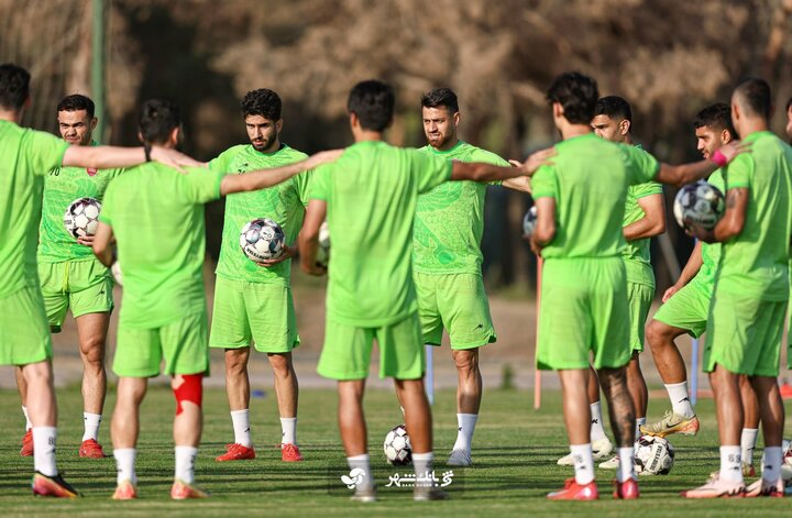 دیدار تدارکاتی پرسپولیس با عقاب‌