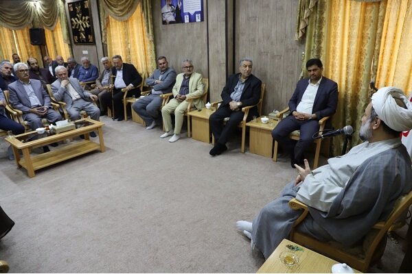 معتمدان زاهدان با نماینده ولی فقیه سیستان‌وبلوچستان دیدار کردند