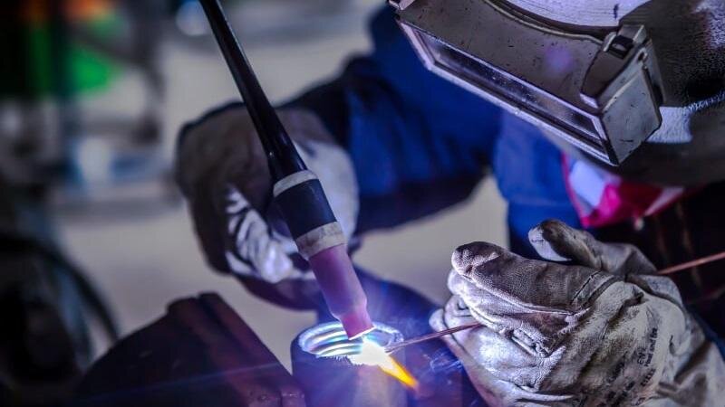 جوش آرگون چیست؟ آشنایی با ویژگی‌ها و کاربردهای جوشکاری آرگون