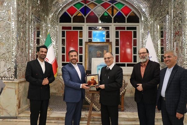 بزرگداشت هفته حافظ، با اجرای اپرای عروسکی و نمایش «لسان الغیب» در حافظیه