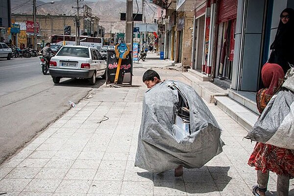کودکان یتیم و آینده سازان سیستان و بلوچستان نیازمند توجه و حمایت ویژه