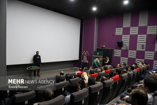 رونمایی از مستند «استاد فرشچیان» و نماهنگ «چای و گلاب» در مشهد