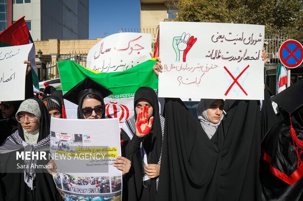 اجتماع دانشجویان مشهدی همزمان با دومین سالگرد عملیات طوفان الاقصی