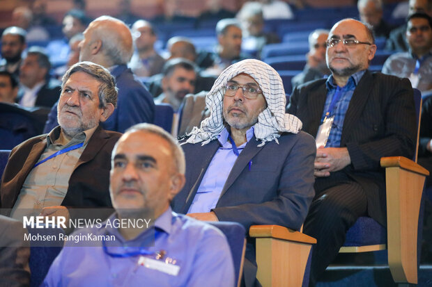 همایش تجلیل از خادمان اربعین