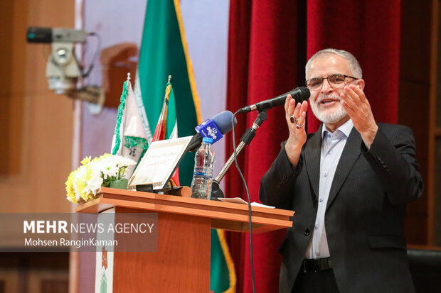 همایش تجلیل از خادمان اربعین
