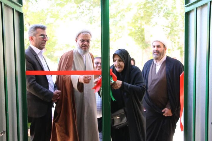 2 زمین چمن مصنوعی در مدارس دامغان افتتاح شد