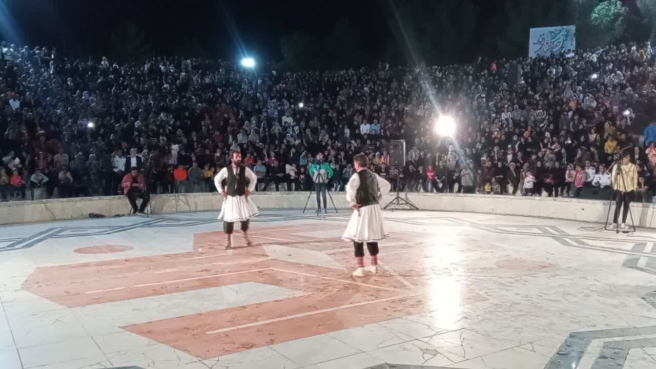 روز بردسکن؛ همبستگی، هنر و توسعه در بزرگترین جشن فرهنگی شهرستان