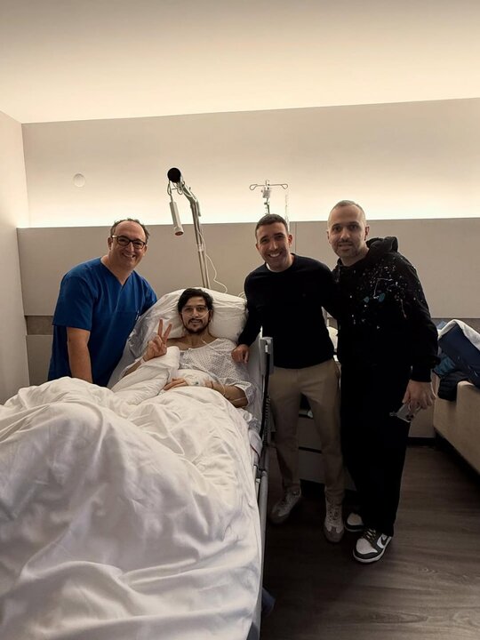 <a class='tagColor' href='/Tags/Archive/سردار آزمون'>سردار آزمون</a> پس از جراحی در سوئیس: با قدرت برمیگردم