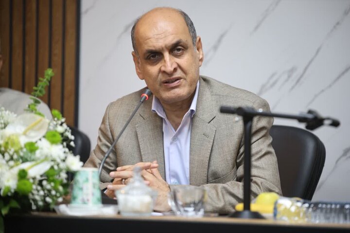 حق‌شناس: امدادگران هلال احمر خط مقدم خدمت‌رسانی به مردم هستند