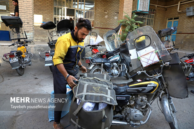 رزمایش پستچی‌های همدانی در روز جهانی پست