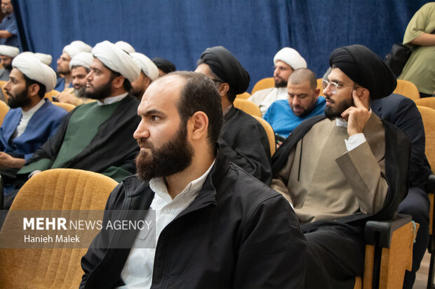 نشست تخصصی تبینی و گفتمان مقدس در گرگان