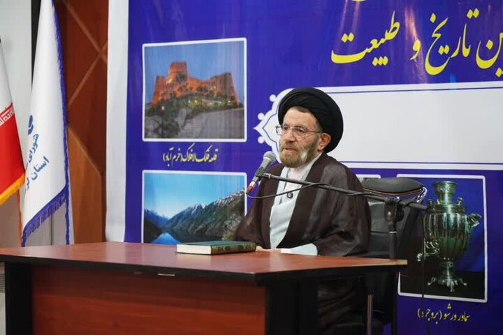 نقشه راه فعالیتهای قرآنی در لرستان تدوین میشود نقشه راه فعالیتهای قرآنی در لرستان تدوین میشود