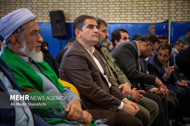 افتتاح طرح های عمرانی و ورزشی و برپایی جشن روستا در سرخس