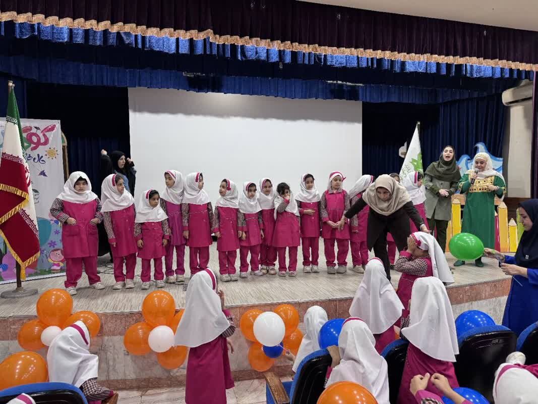 ویژهبرنامه روز کودک و محیط زیست در بوشهر برگزار شد