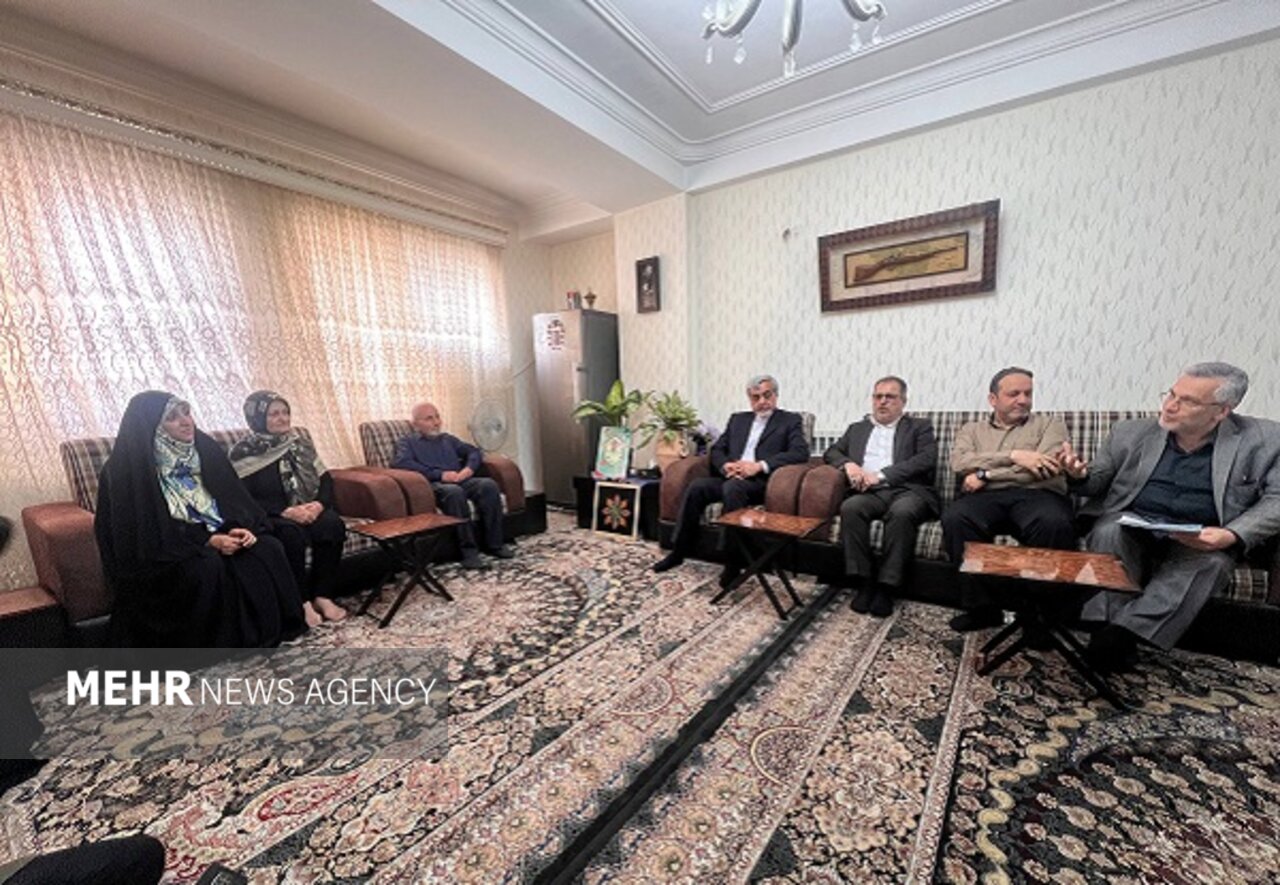 بهروز آذر: خون شهدا سرمایه‌ای برای اقتدار ایران است