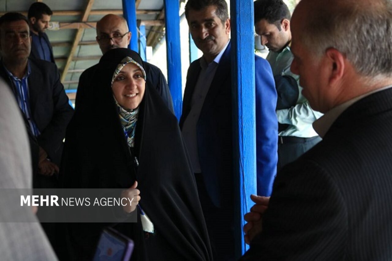 بهروز آذر: زنان روستایی ستون‌ های پنهان توسعه پایدار کشور هستند