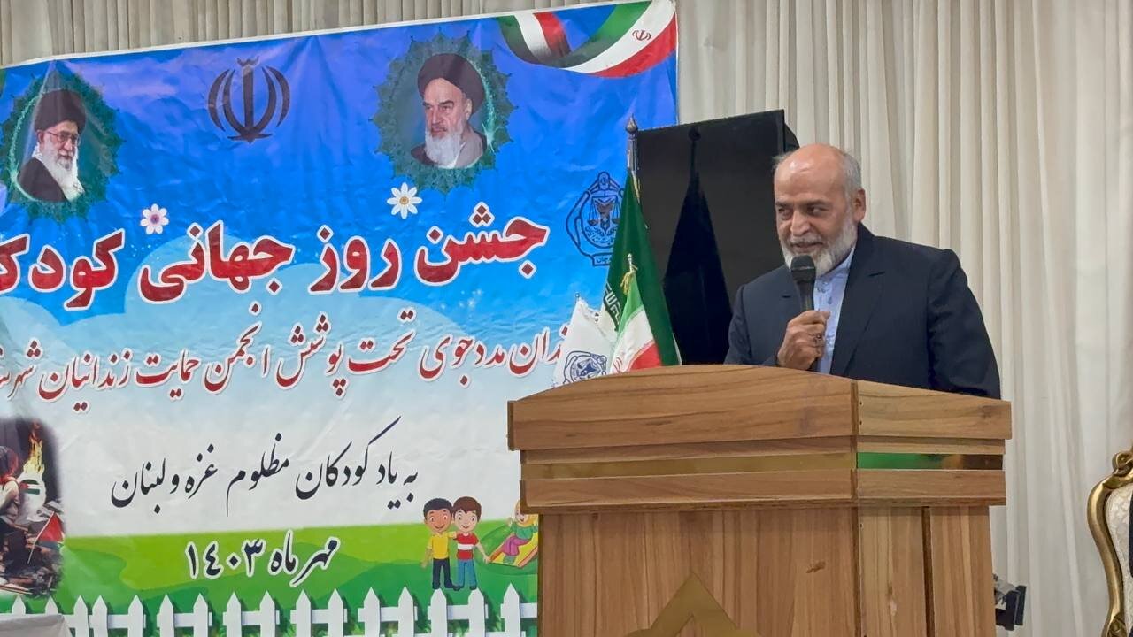 خلیلی: کمک بیش از یک میلیارد تومانی به خانواده های زندانیان در قوچان خلیلی: کمک بیش از یک میلیارد تومانی به خانواده های زندانیان در قوچان