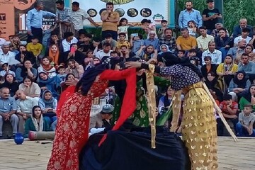 فێستیڤاڵی شانۆی زێویە لە سەقز