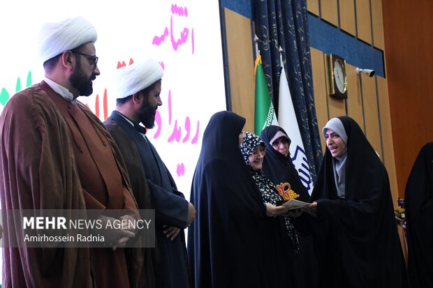 اختتامیه رویداد دختران حاج قاسم در بیرجند