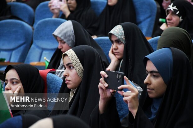 اختتامیه رویداد دختران حاج قاسم در بیرجند