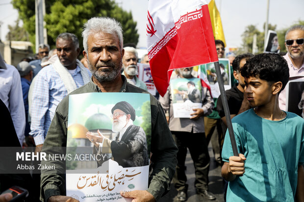 راهپیمایی «بشارت نصر» در بندرعباس برگزار شد