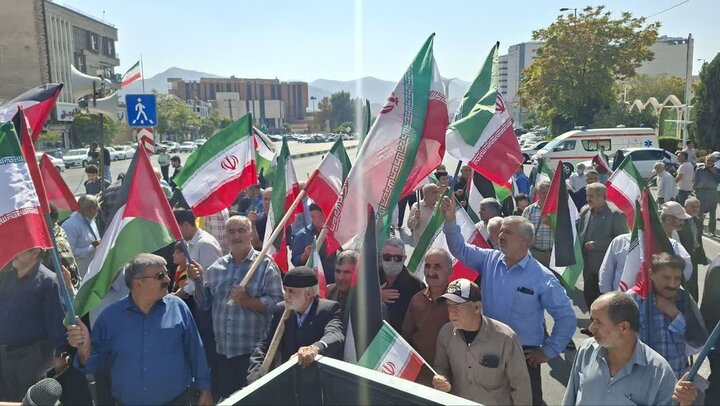 راهپیمایی نمازگزاران اراکی در حمایت از مردم مظلوم و مقتدر غزه راهپیمایی نمازگزاران اراکی در حمایت از مردم مظلوم و مقتدر غزه