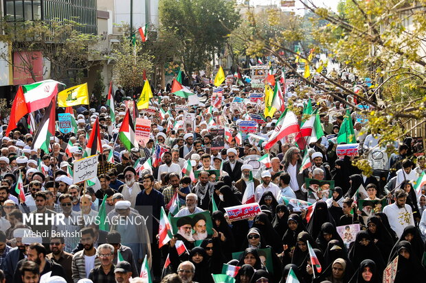 راهپیمایی بشارت نصر در قم