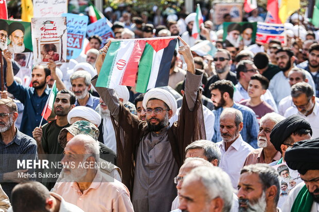 راهپیمایی بشارت نصر در قم
