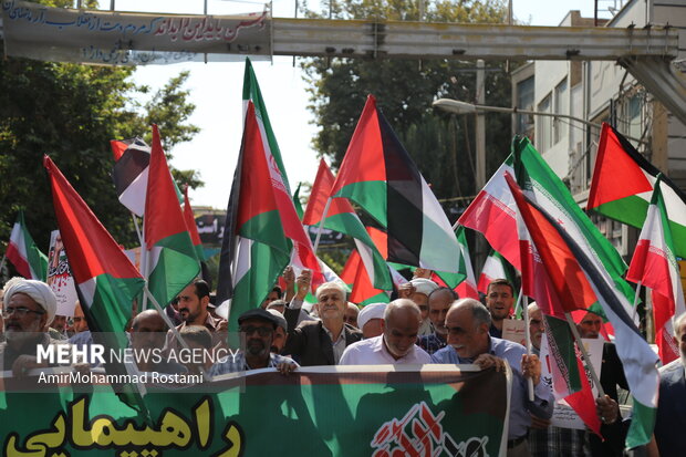 راهپیمایی بزرگ «بشارت نصر» در ورامین برگزار شد