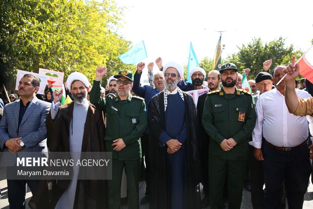 راهپیمایی حمایت از مردم مظلوم غزه و حمایت از کاروان جهانی صمود در بجنورد