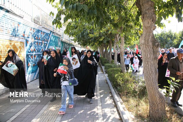 راهپیمایی حمایت از مردم مظلوم غزه و حمایت از کاروان جهانی صمود در بجنورد