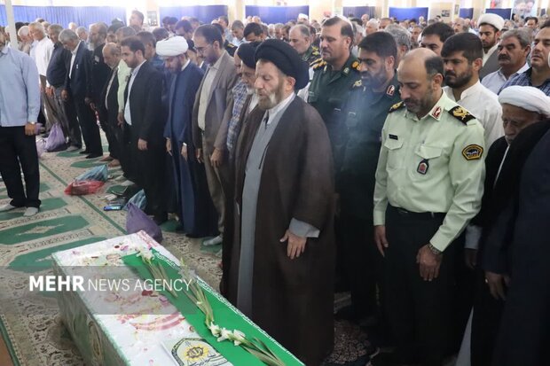 تشییع پیکر شهید «غلامرضا جمشیدی‌پور» در خرم‌آباد