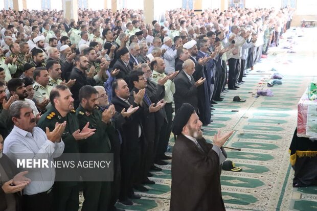 تشییع پیکر شهید «غلامرضا جمشیدی‌پور» در خرم‌آباد