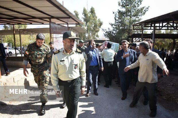 تشییع پیکر شهید «غلامرضا جمشیدی‌پور» در خرم‌آباد