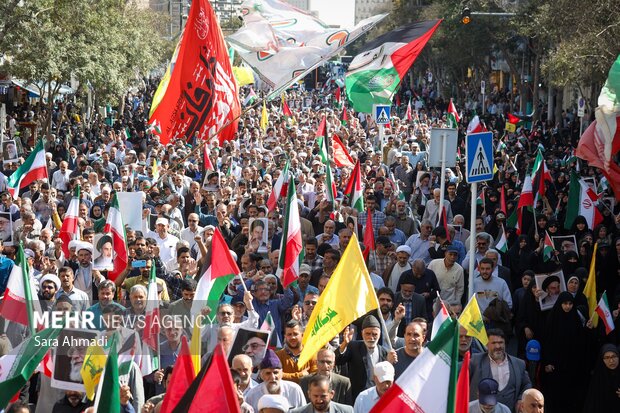 راهپیمایی جمعه‌های «بشارت نصر» در مشهد