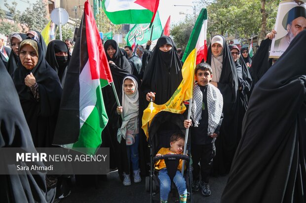 راهپیمایی جمعه‌های «بشارت نصر» در مشهد