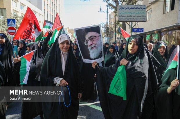 راهپیمایی جمعه‌های «بشارت نصر» در مشهد