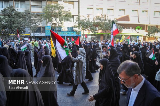راهپیمایی جمعه‌های «بشارت نصر» در مشهد
