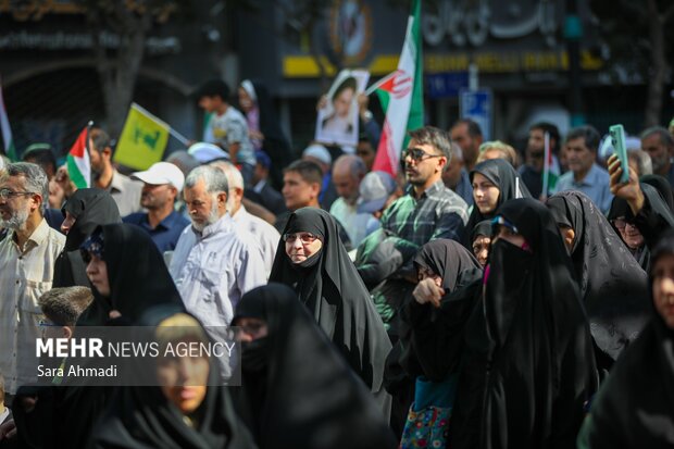 راهپیمایی جمعه‌های «بشارت نصر» در مشهد