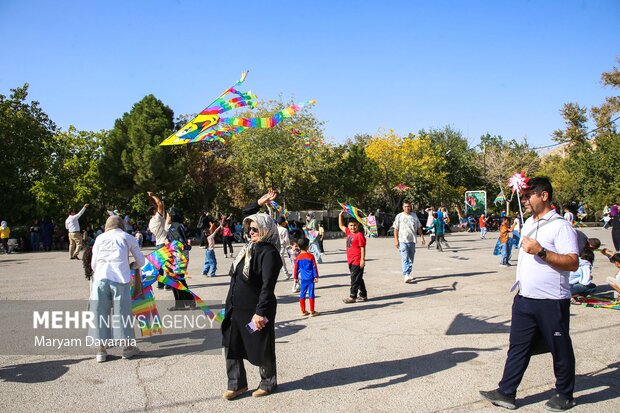 جشنواره شاد کودکانه در بجنورد